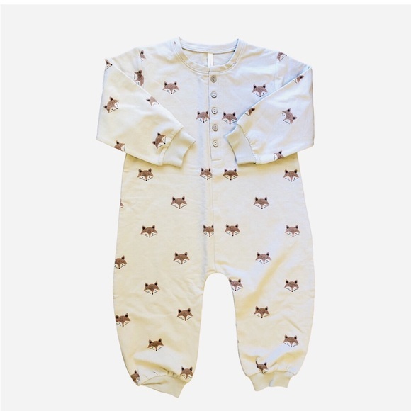 Quincy Mae Other - NWT Quincy Mae Relaxed Fleece Jumpsuit || Foxes || Sand